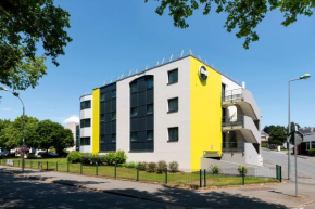 Отель B&B HOTEL Cholet Centre  Шоле